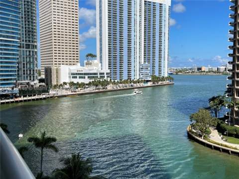 465 Brickell Ave 819, Miami FL - photo 6 of 25