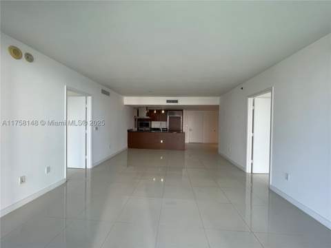 465 Brickell Ave 819, Miami FL - photo 7 of 25