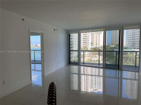 465 Brickell Ave 819, Miami FL - photo 8 of 25