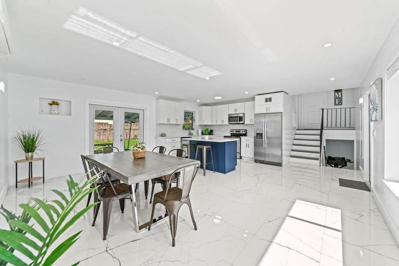 4 bedroom SingleFamilyResidence at 1215 NE 200th Street, Mansionette Homes Sec 2, Miami — photo 4
