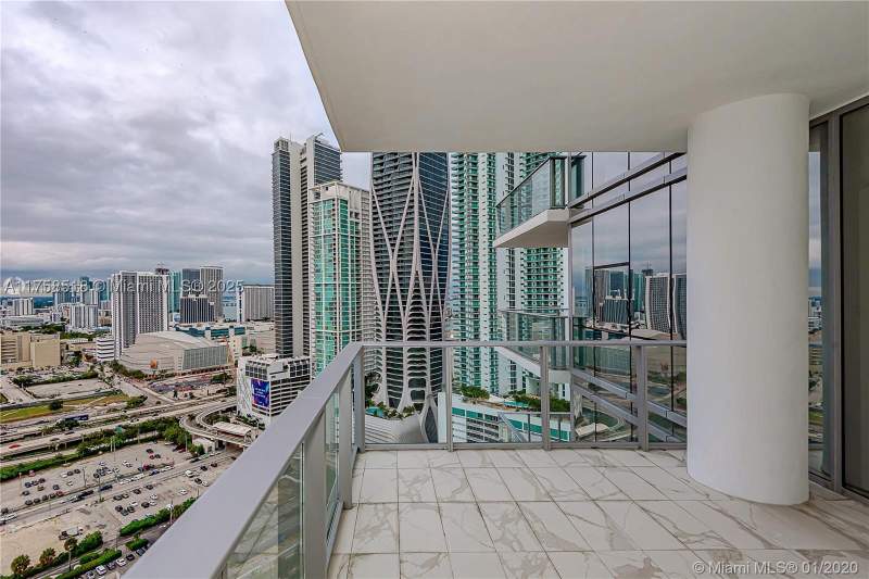 1 bedroom Condominium at 851 NE 1st Ave 2600, Paramount Miami Worldcent, Miami — photo 2