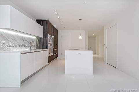 851 NE 1st Ave 2600, Miami FL - photo 7 of 24