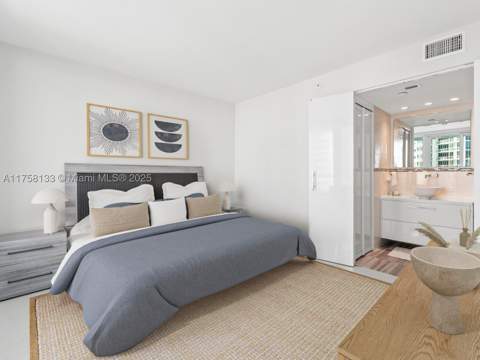 400 S Pointe Dr 906, Miami Beach FL - photo 12 of 28