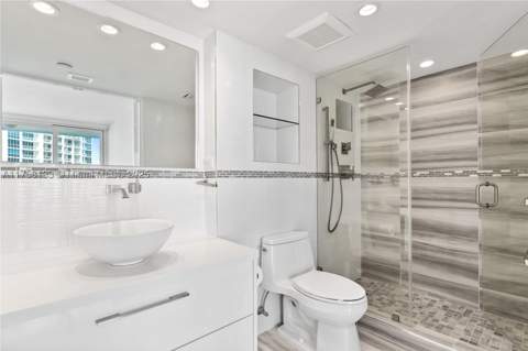 400 S Pointe Dr 906, Miami Beach FL - photo 13 of 28