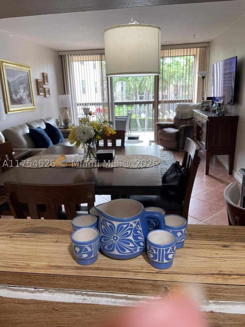 1 bedroom Condominium at 10985 SW 107th St 211, The Gardens Of Kendall Co, Miami — photo 2
