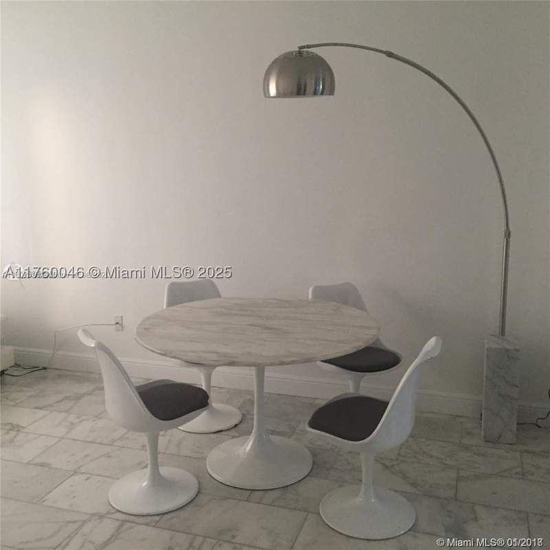 1 bedroom Condominium at 918 Jefferson Ave 2, First Art Nouveau Condo, Miami Beach — photo 2