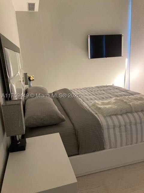 18975 SE Collins Ave 3405, Sunny Isles Beach FL - photo 21 of 82