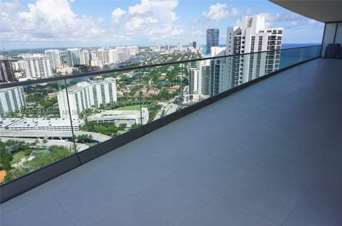 18975 SE Collins Ave 3405, Sunny Isles Beach FL - photo 9 of 82