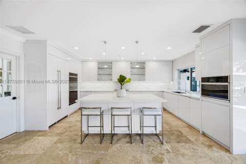 1117 Bella Vista Ave, Coral Gables FL - photo 14 of 39