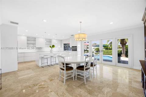 1117 Bella Vista Ave, Coral Gables FL - photo 18 of 39