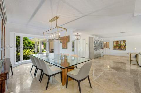 1117 Bella Vista Ave, Coral Gables FL - photo 8 of 39