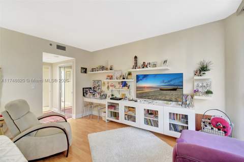 2000 Island Blvd 410, Aventura FL - photo 16 of 43