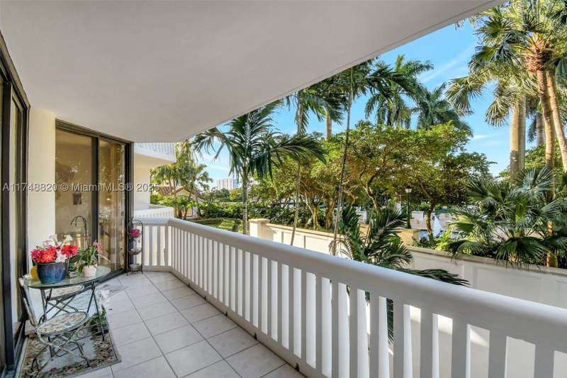 2 bedroom Condominium at 2000 Island Blvd 410, Williams Island, Aventura — photo 4