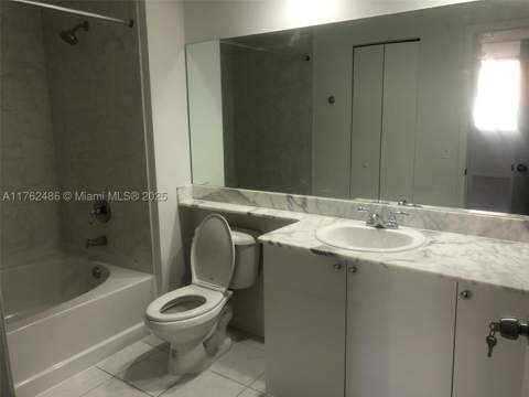 2775 NE 187th St 527, Aventura FL - photo 6 of 18