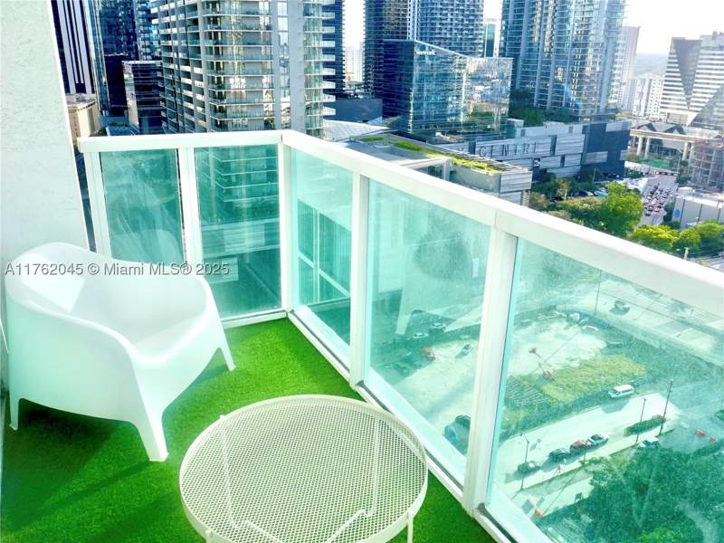 2 bedroom Condominium at 31 SE 5th St 2611, Brickell Onthe River North, Miami — photo 5
