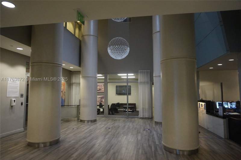 2 bedroom StockCooperative at 1750 N Bayshore Dr 2215, Opera Tower Condo, Miami — photo 2