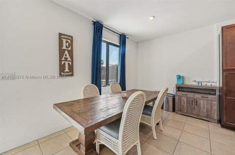 10850 SW 235th Ln, Homestead FL - photo 8 of 30