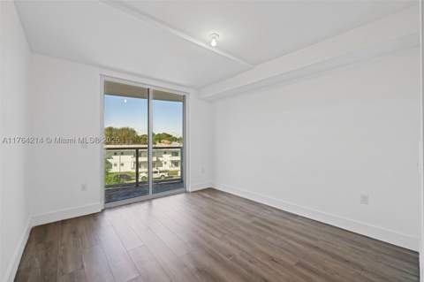 13800 Highland Dr 302, North Miami Beach FL - photo 18 of 23