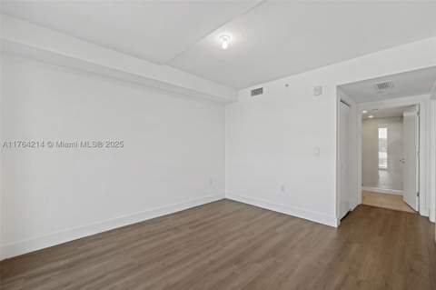 13800 Highland Dr 302, North Miami Beach FL - photo 19 of 23