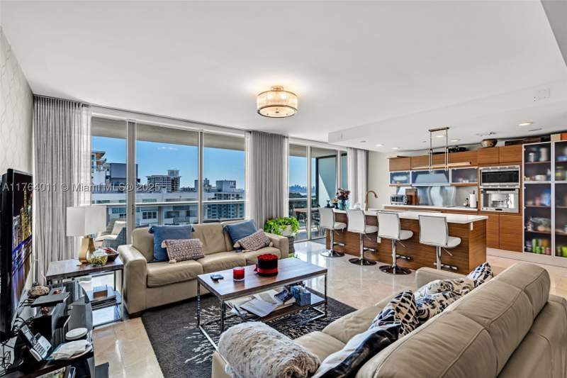 2 bedroom Condominium at 5875 Collins Ave 1704, Mei Condo, Miami Beach — photo 5