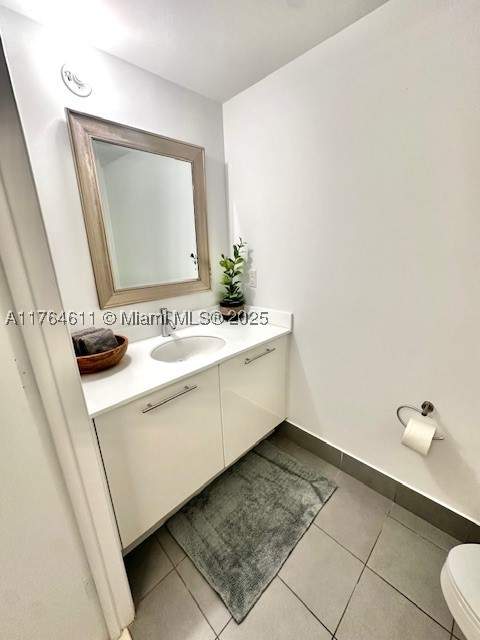 92 SW 3rd St 1410, Miami FL - photo 17 of 40