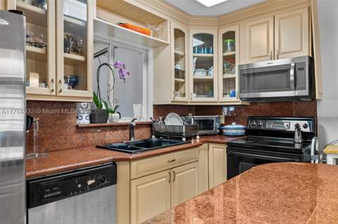 5810 SW 22nd St, Miami FL - photo 13 of 54