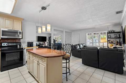 5810 SW 22nd St, Miami FL - photo 15 of 54