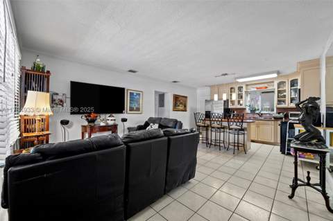 5810 SW 22nd St, Miami FL - photo 7 of 54