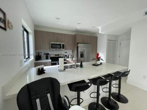 302 NW 11th Ct, Florida City FL - photo 14 of 35