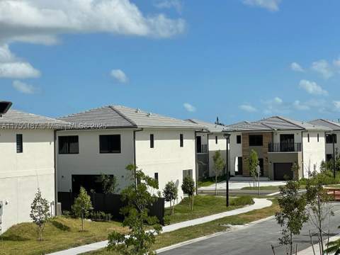 302 NW 11th Ct, Florida City FL - photo 15 of 35