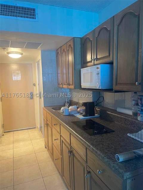 19201 Collins Ave 1022, Sunny Isles Beach FL - photo 8 of 17