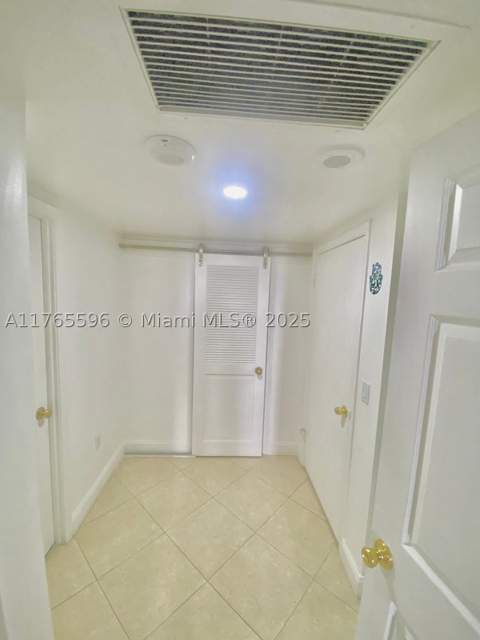 9801 Collins Ave 8M, Bal Harbour FL - photo 17 of 29