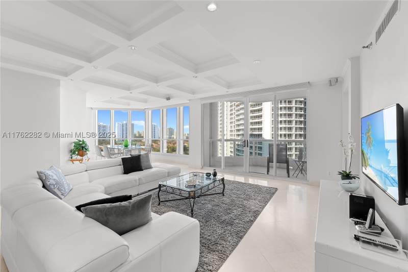 3 bedroom Condominium at 21150 Point Pl 1102, Atlantic II At The Point, Aventura — photo 3