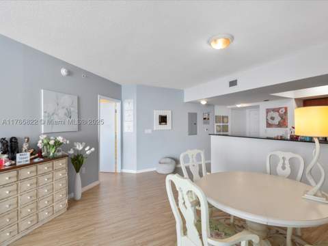16699 Collins Ave 3710, Sunny Isles Beach FL - photo 11 of 37