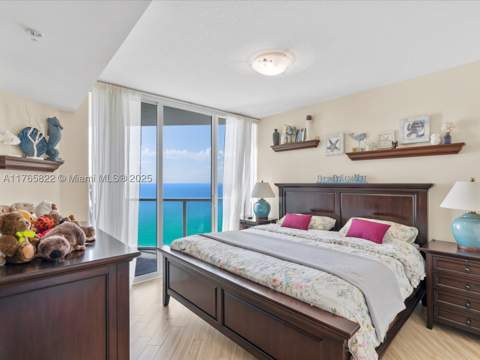 16699 Collins Ave 3710, Sunny Isles Beach FL - photo 22 of 37