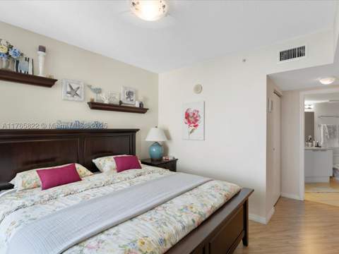16699 Collins Ave 3710, Sunny Isles Beach FL - photo 23 of 37