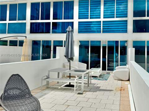 5445 Collins Ave Th-11, Miami Beach FL - photo 6 of 24