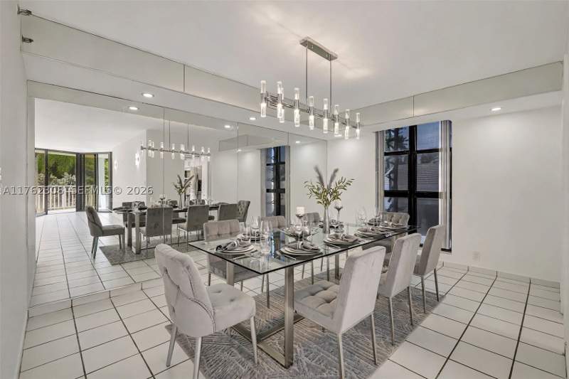 3 bedroom Condominium at 4000 Towerside Ter 302, The Towers Of Quayside Co, Miami — photo 2