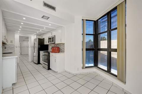 4000 Towerside Ter 302, Miami FL - photo 22 of 69
