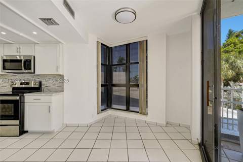 4000 Towerside Ter 302, Miami FL - photo 23 of 69