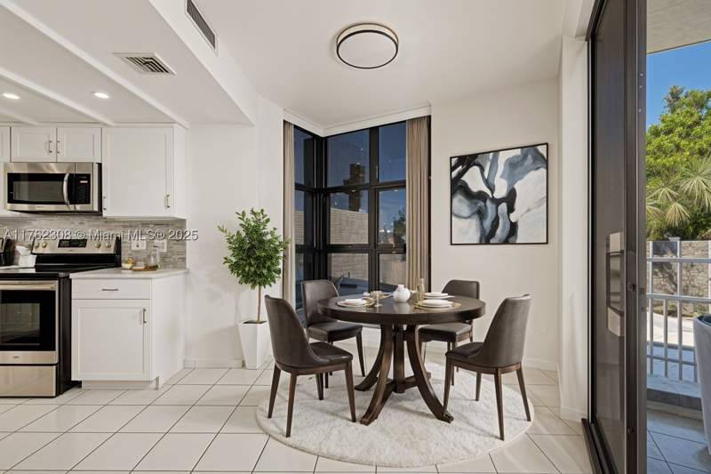 3 bedroom Condominium at 4000 Towerside Ter 302, The Towers Of Quayside Co, Miami — photo 3