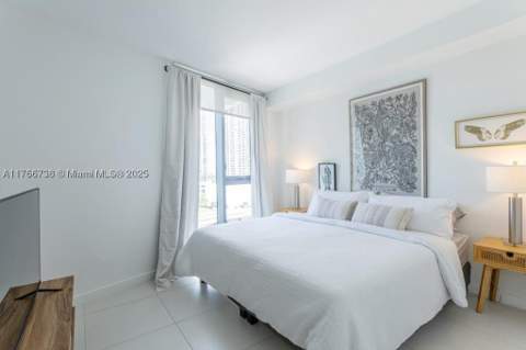 31 SE 6th St 1601, Miami FL - photo 8 of 14