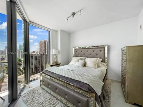 2900 NE 7th Ave 2008, Miami FL - photo 13 of 47