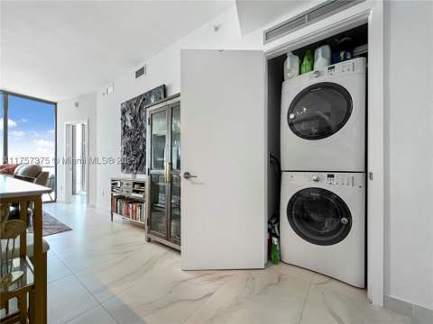 2900 NE 7th Ave 2008, Miami FL - photo 15 of 47