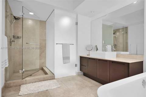 250 Sunny Isles Blvd 3-904, Sunny Isles Beach FL - photo 14 of 37