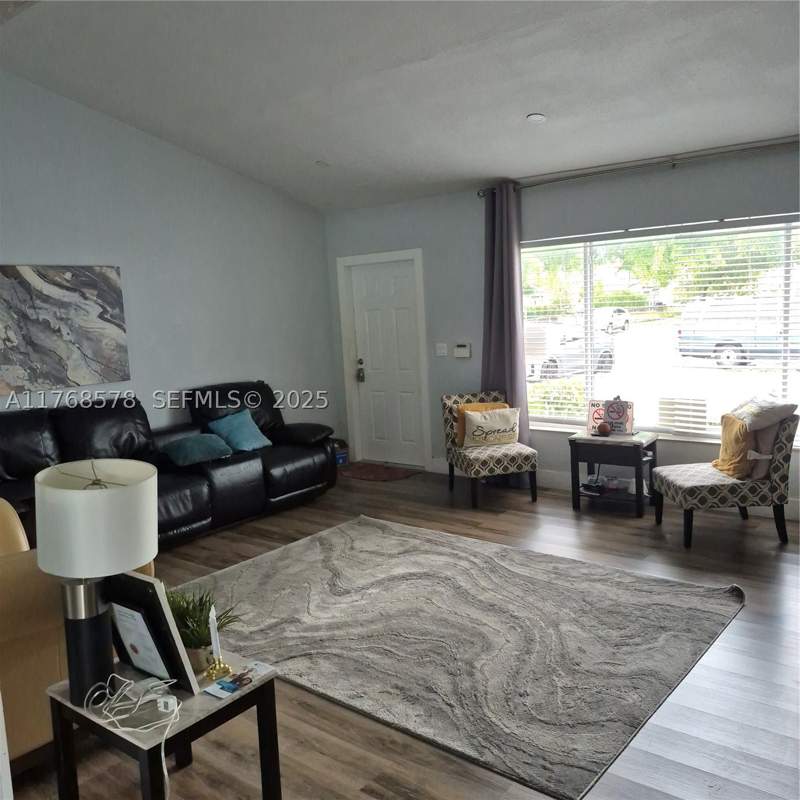 4 bedroom SingleFamilyResidence at 8320 NW 10 Ave, Arcola Gardens, Miami — photo 4