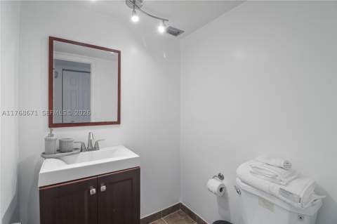 2750 NE 183rd St 1207, Aventura FL - photo 17 of 20