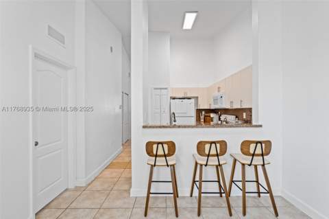 2731 SE 17th Ave 211, Homestead FL - photo 14 of 27