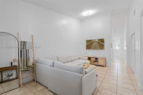 2731 SE 17th Ave 211, Homestead FL - photo 6 of 27
