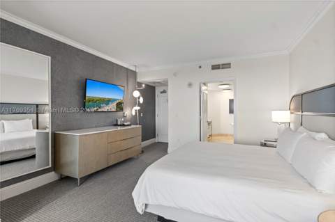4401 Collins Ave 1017, Miami Beach FL - photo 10 of 44